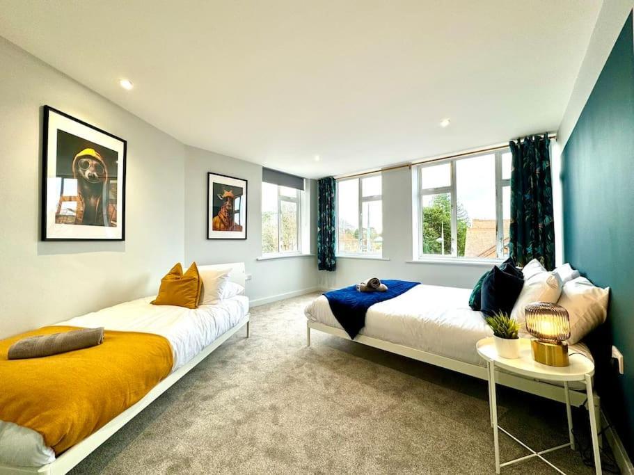 Massive 3 Bedroom - Ground Floor - Near The Beach! ボーンマス エクステリア 写真